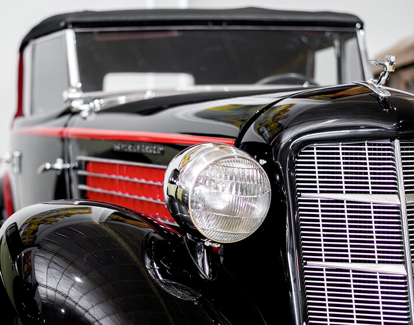 Detalle del Auburn 852